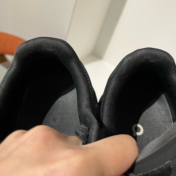 On Running Cloudmonster Cloud Monster Low Top Training Sneakers Mens 9.5 43 - Picture 7 of 17